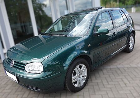 VW Golf Volkswagen 1.6 Auto Highline Sportsitze/Lenkrad.Schieb
