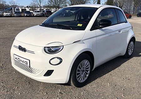 Fiat 500 Elektro RED MY25 Komfortpaket Automatik
