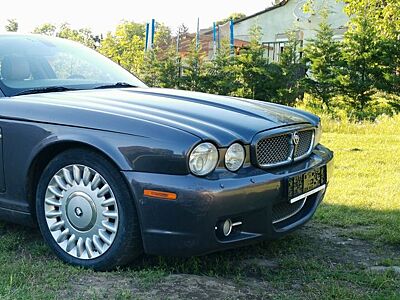 Jaguar XJ refurbished engine