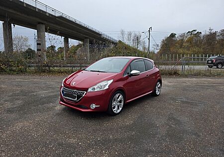 Peugeot 208 1.6 GTi 200 THP GTi