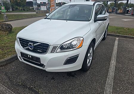 Volvo XC 60 XC60 D5 AWD Geartronic R Design R Design