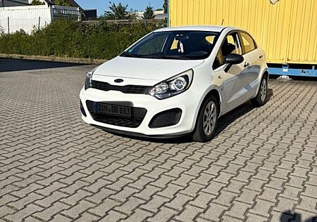 Kia Rio 1.2 Attract Attract