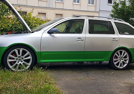 Skoda Octavia Combi RS