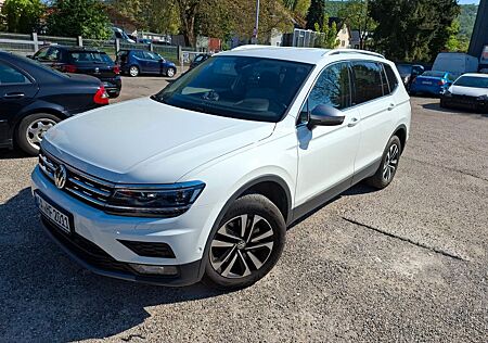 VW Tiguan Allspace Volkswagen 2.0 TDI SCR 147kW DSG 4MOT U...
