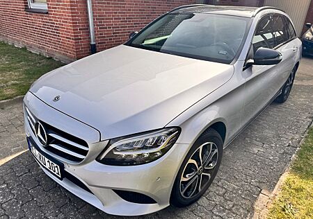 Mercedes-Benz C 220 d 4MATIC T Autom. -