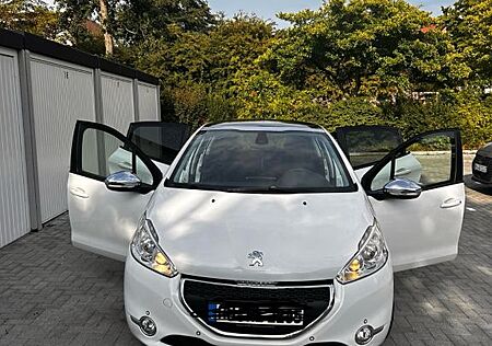 Peugeot 208 PureTech 82 Active Active