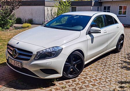 Mercedes-Benz A 180 BlueEFFICIENCY Urban