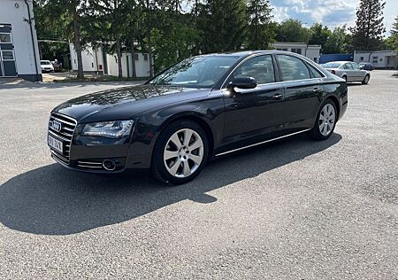 Audi A8 4.2 FSI tiptronic quattro Vollaustattung