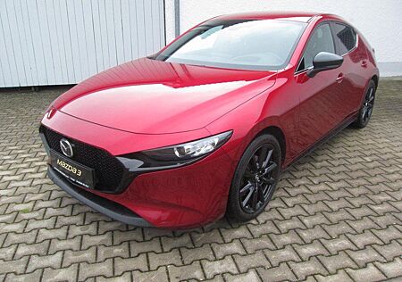 Mazda 3 SKYACTIV-G 2.0 150PS M Hybrid Homura / Head-Up
