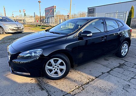 Volvo V40 Kinetic Navi.Klima. Tüv Hu Neu