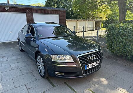 Audi A8 3.0 TDI (DPF) tiptronic quattro -