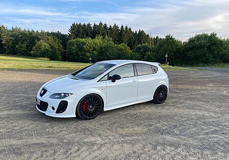 Seat Leon 2.0 T FSI Cupra R 320PS