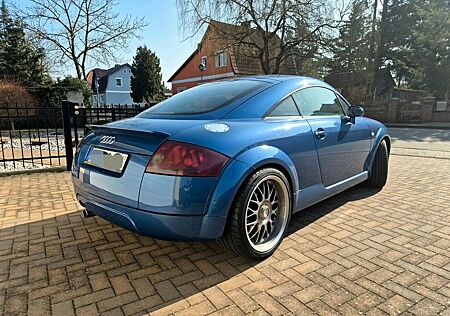Audi TT Coupe 1.8T