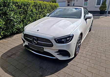 Mercedes-Benz E 220 d Cabrio AMG AR/NAV/AMBIENT/AIRSCARF/MBUX/