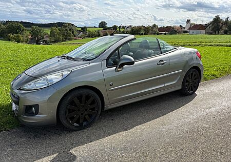 Peugeot 207 CC Roland Garros 150 THP Roland Garros