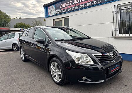 Toyota Avensis Kombi Edition NAVI*AHK*KAMERA*PDC