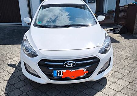 Hyundai i30 blue 1.4 Classic Classic