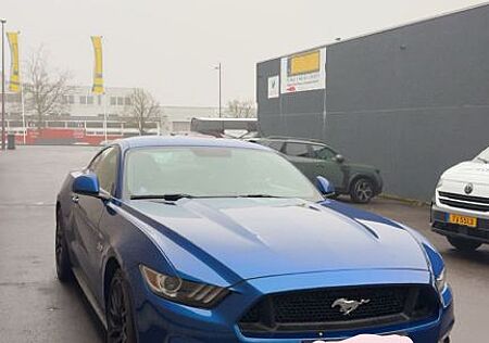 Ford Mustang 5.0 Ti-VCT V8 GT Auto GT