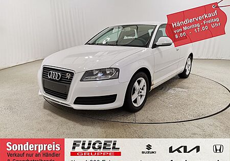 Audi A3 1.6 Attraction Klima|CD-Player