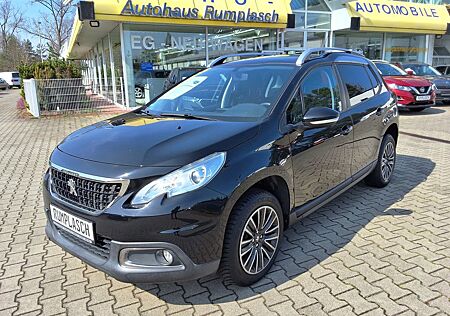 Peugeot 2008 1.2 Pure Tec Allure Klimaauto Einparkhilfe