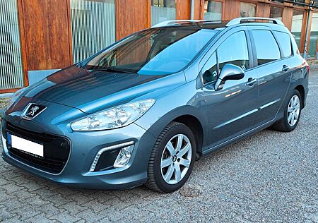 Peugeot 308 SW Premium 120 VTi * TÜV + Service *