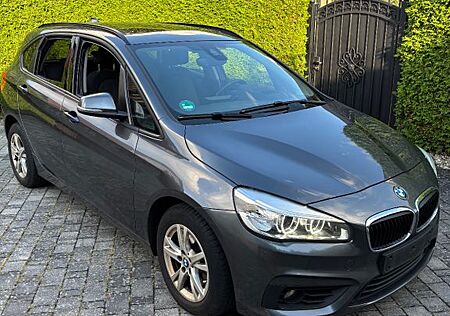 BMW 2er 220 Active Tourer 220i Advantage Advantage