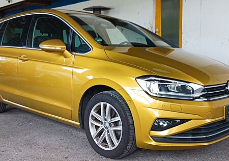 VW Golf Volkswagen Sportsvan Highline 1.5 TSI 96 kW DSG Navi