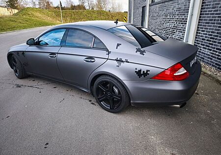 Mercedes-Benz CLS 320 CDI - Luftfahrwerk, grau foliert