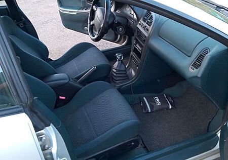Mazda 323 F 1.5 Comfort Comfort