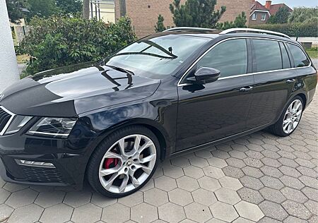 Skoda Octavia 2.0 TSI DSG RS Combi
