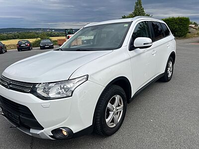 Mitsubishi Outlander PHEV Basis 4WD