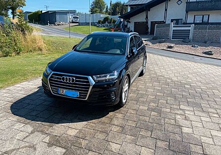 Audi Q7 50 TDI quattro S line AHK Virt SHZ Ambient