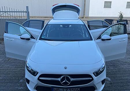 Mercedes-Benz A 180 d DCT -