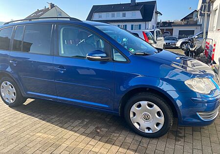 VW Touran Volkswagen 2.0 TDI Highline Highline