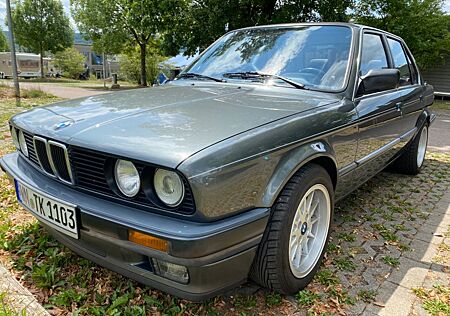 BMW 318 E30 I