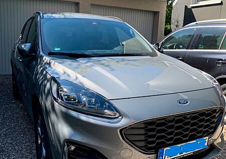 Ford Kuga 2.5 Duratec PHEV ST-Line X CVT