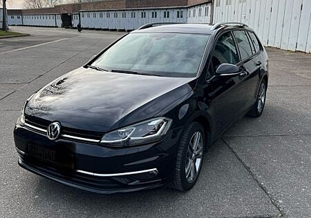 VW Golf Volkswagen 1.6 TDI DSG Comfortline Variant Comfortline