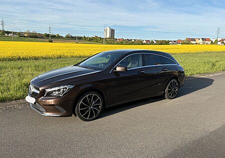 Mercedes-Benz CLA 220 Shooting Brake CLA 220 d DCT Shootin...