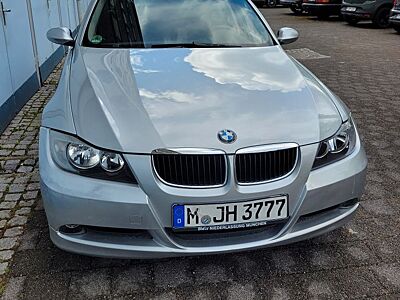 BMW 318i -