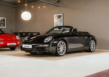 Porsche 911 Urmodell 911 Carrera 4 S Cab Manuell