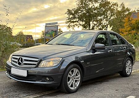 Mercedes-Benz C 180 CGI BlueEfficiency / TÜV NEU / Sitzheizung
