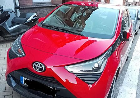 Toyota Aygo (X) TÜV&AU neu top Zustand