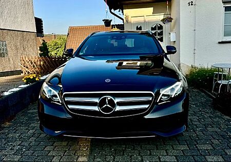 Mercedes-Benz E 220 d Avantgarde Voll !!