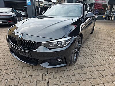 BMW 440i Coupe  xDrive M Sportpaket schwarz/schwarz