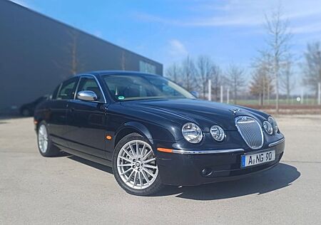 Jaguar S-Type 2.7 Liter V6 Diesel Executive Executive