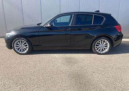 BMW 118i Advantage*PDC*Navi*HiFi*