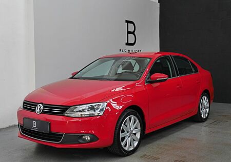 VW Jetta Volkswagen VI Highline*Keyless*Klimaauto*SHZ*PDC*Serv