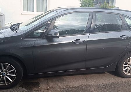 BMW 218i Active Tourer Advantage