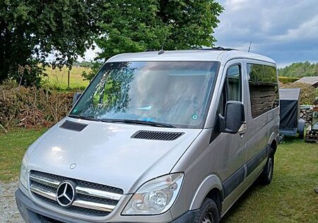 Mercedes-Benz Sprinter Klima Standhzg Automatik 8 Sitze AHK
