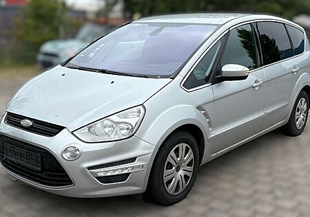Ford S-Max 2.2TDCi Titanium AHK Navi Klima 7-Sitz SHZ
